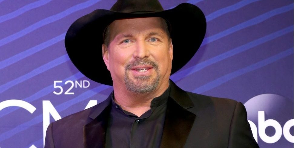 Garth Brooks Describes His Quarantine Grocery Store Visits