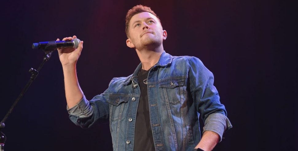 Scotty McCreery Honors Friend Who Died In Car Crash