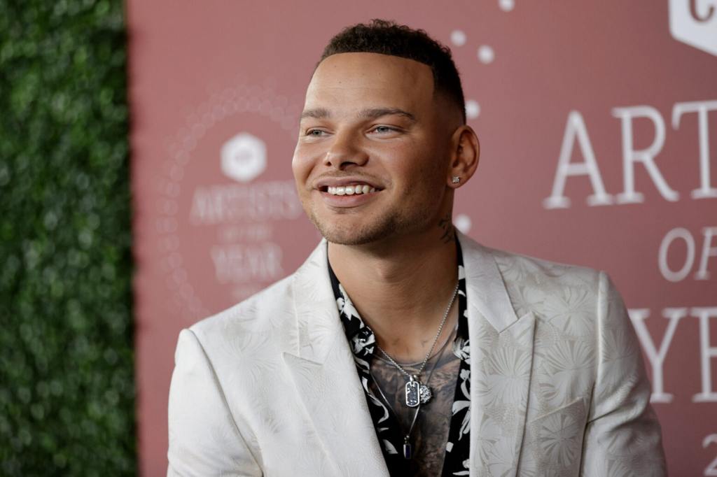 Kane Brown Shares Photo of Daughter Kingsley's UGA Cheerleading Outfit