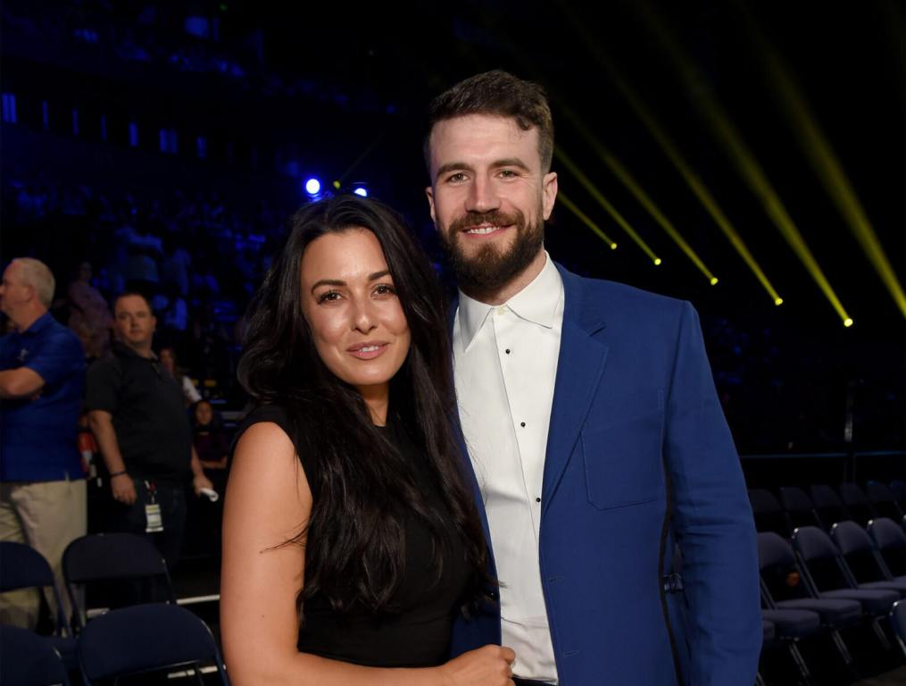 Twitter Reacts To Sam Hunt's Divorce From Pregnant Wife. It Isn't Pretty