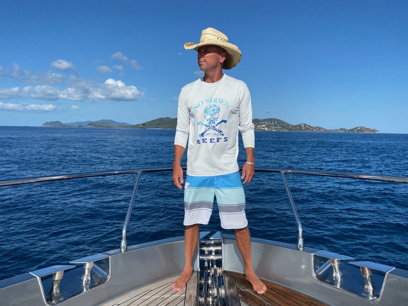 Kenny Chesney's 'No Shoes Reefs' Teams With 'Tampa Bay Watch'