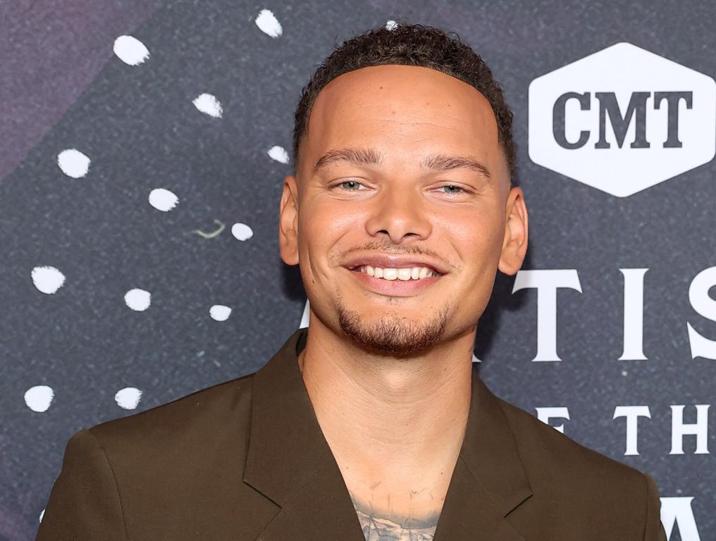 Kane Brown Talks Pre-Super Bowl Performance, Imagine Dragons