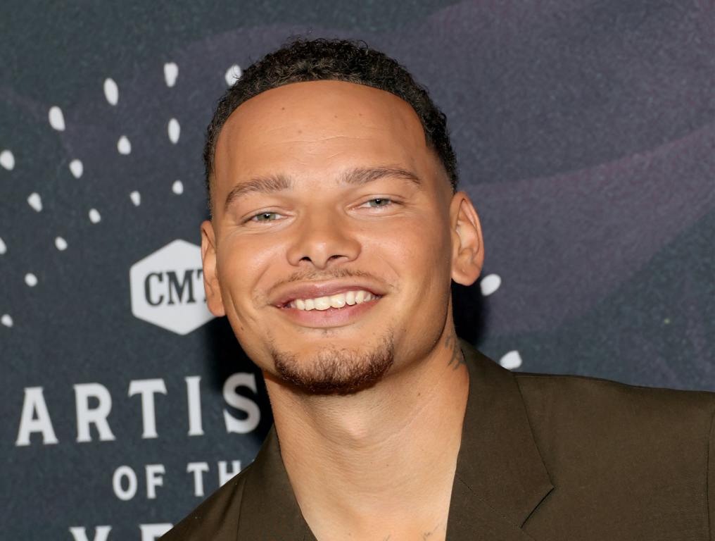 Kane Brown To Co-Host 2023 CMT Music Awards