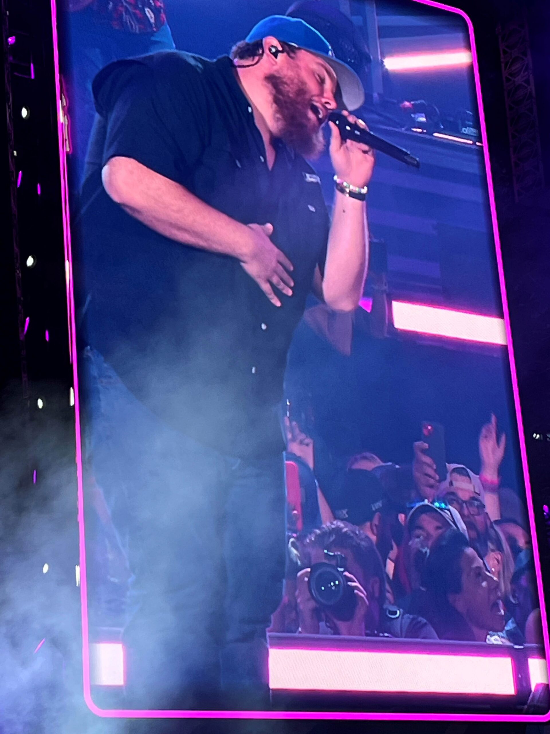 luke combs at gillette