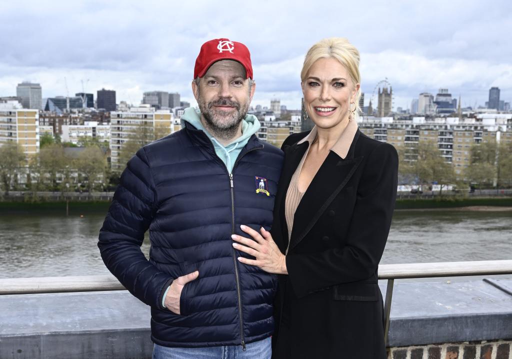 Hannah Waddingham And Jason Sudeikis Cover Shallow