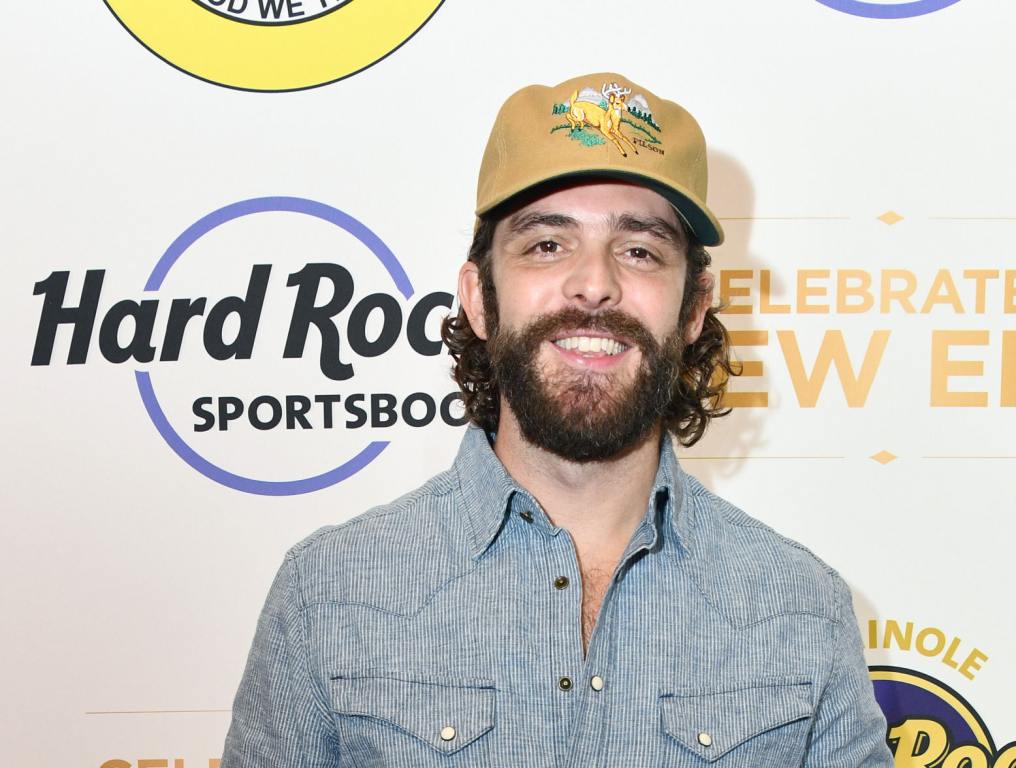 Thomas Rhett Celebrates Latest Chart Topper In The Best Way